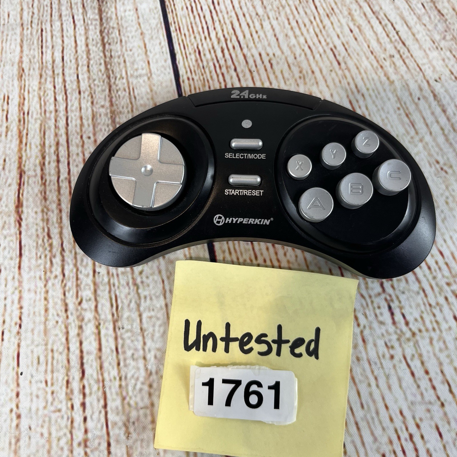 Black Hyperkin RETRON 3 Wireless Controllers / remotes NES/SNES/SEGA