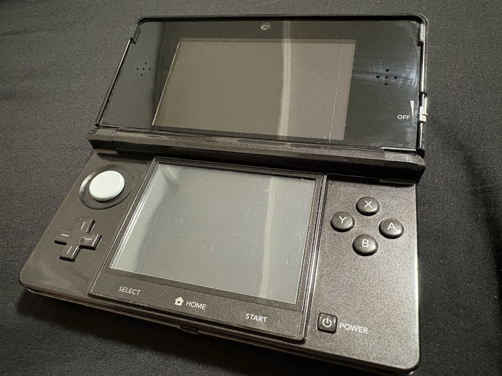 Nintendo 3DS Handheld Console Black 3D NTSC-J Japan CTR-001(JPN) 2011