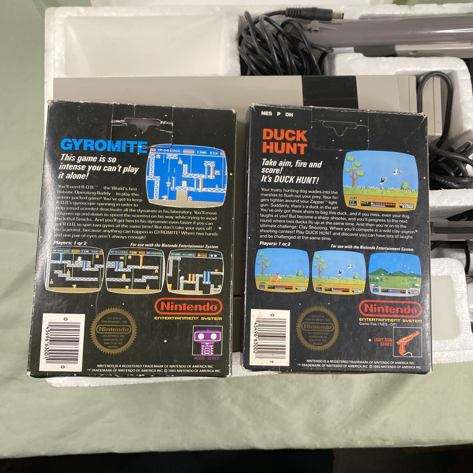 Complete In Box Nintendo NES DELUXE Set ROB Robot Duck Hunt Zapper Gun 80s
