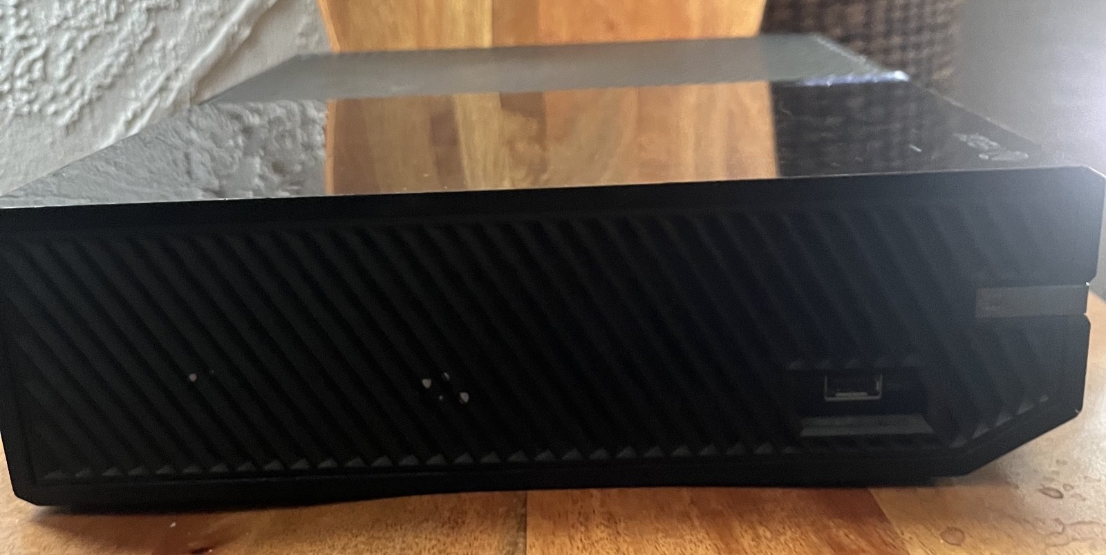 Xbox One 1540 500GB Black Console Bundle/Cords Madden 21/22/23