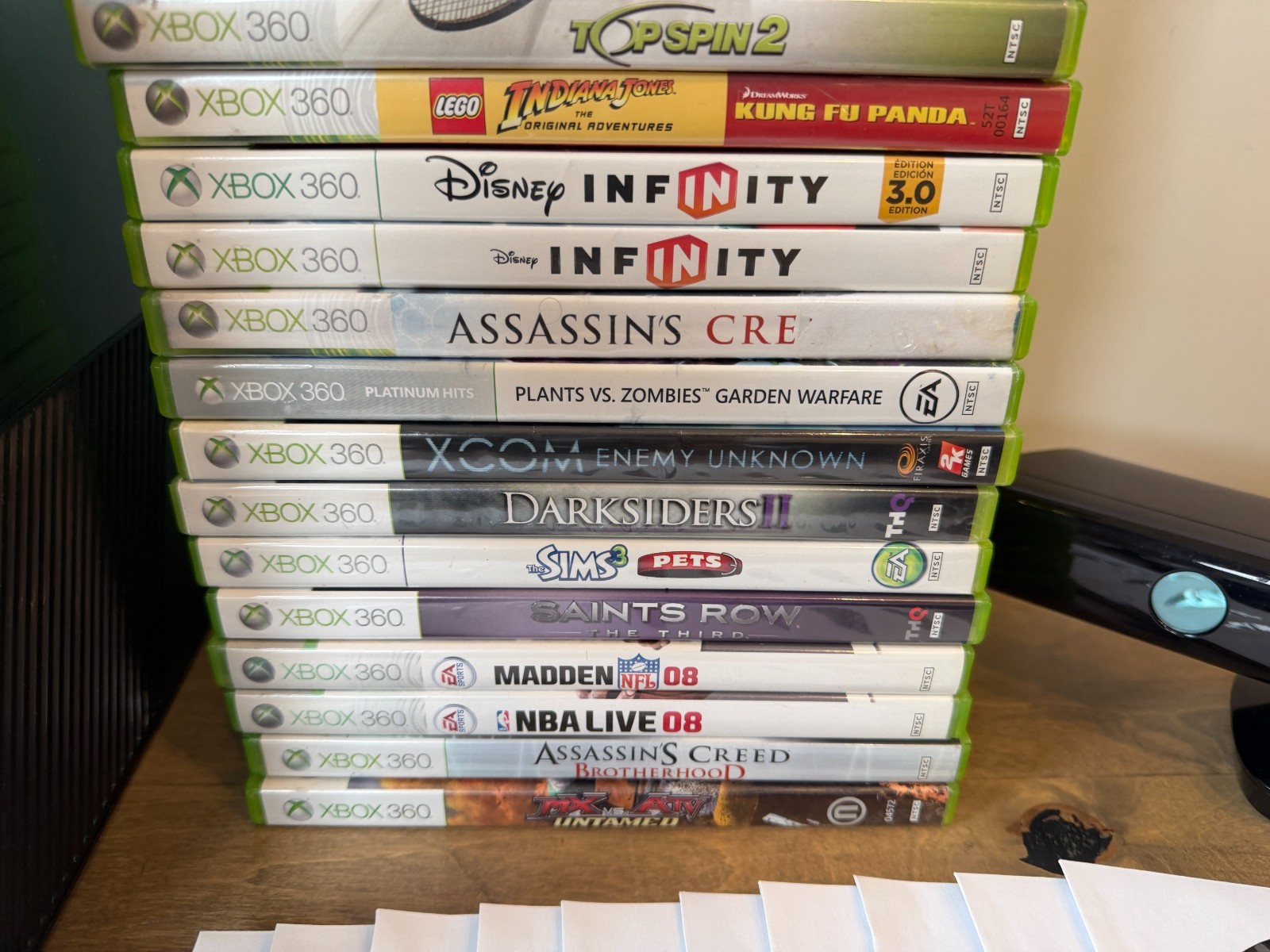 Xbox 360 E Console 250GB Bundle, Kinect, 5 Controllers, Power, 37 Games TESTED