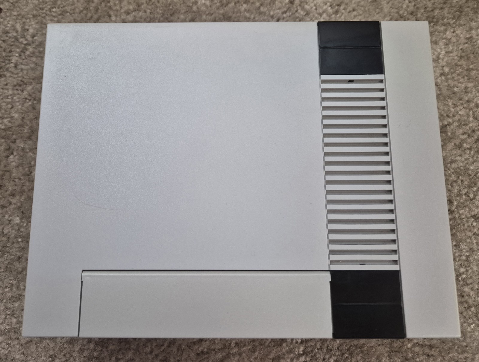 Original NES Nintendo Console Bundle-New 72 Pin, Cleaned Internally WORKS GREAT