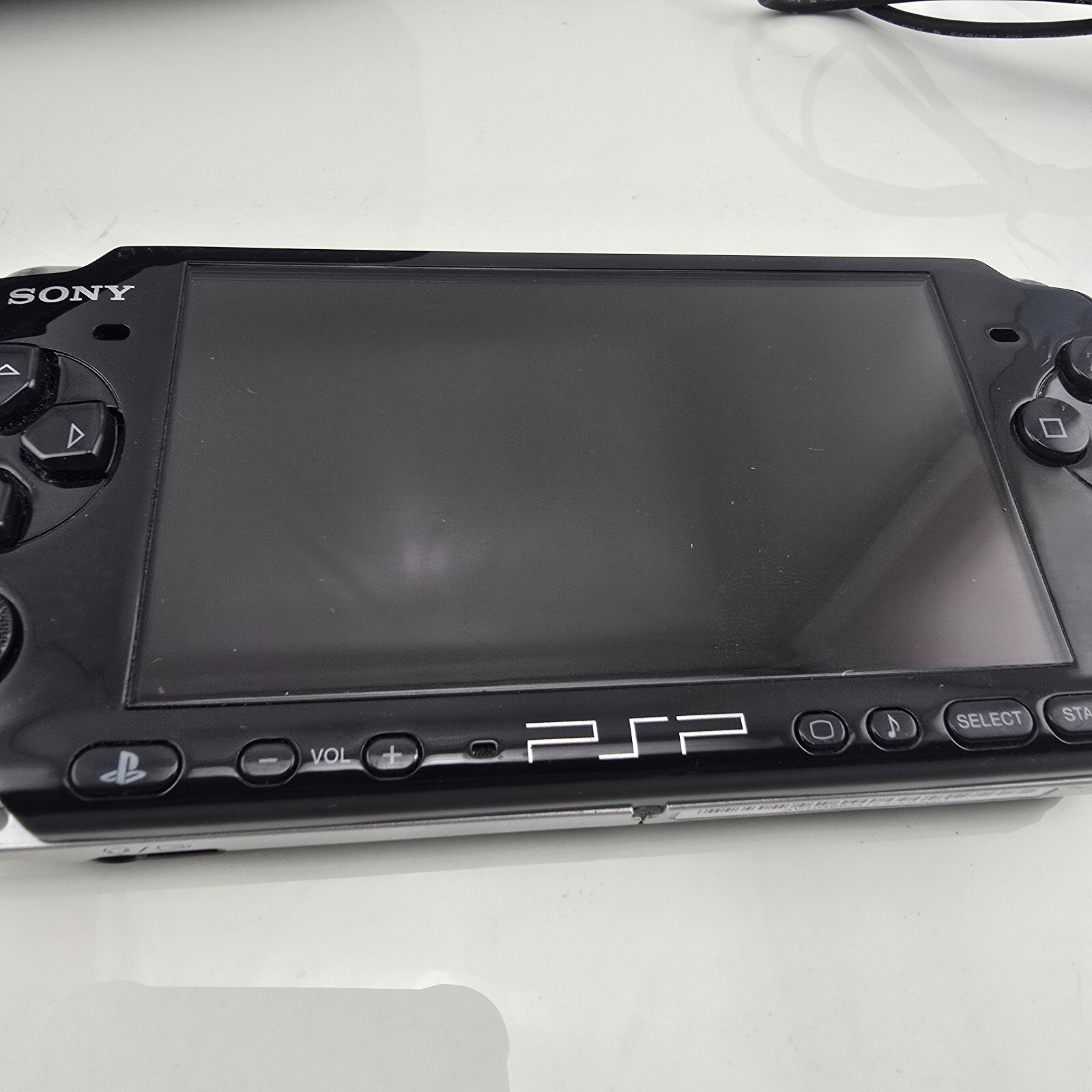 Sony PSP-3001 Playstation Portable Console Bundle – 8 Games/4 Movies, Read!!