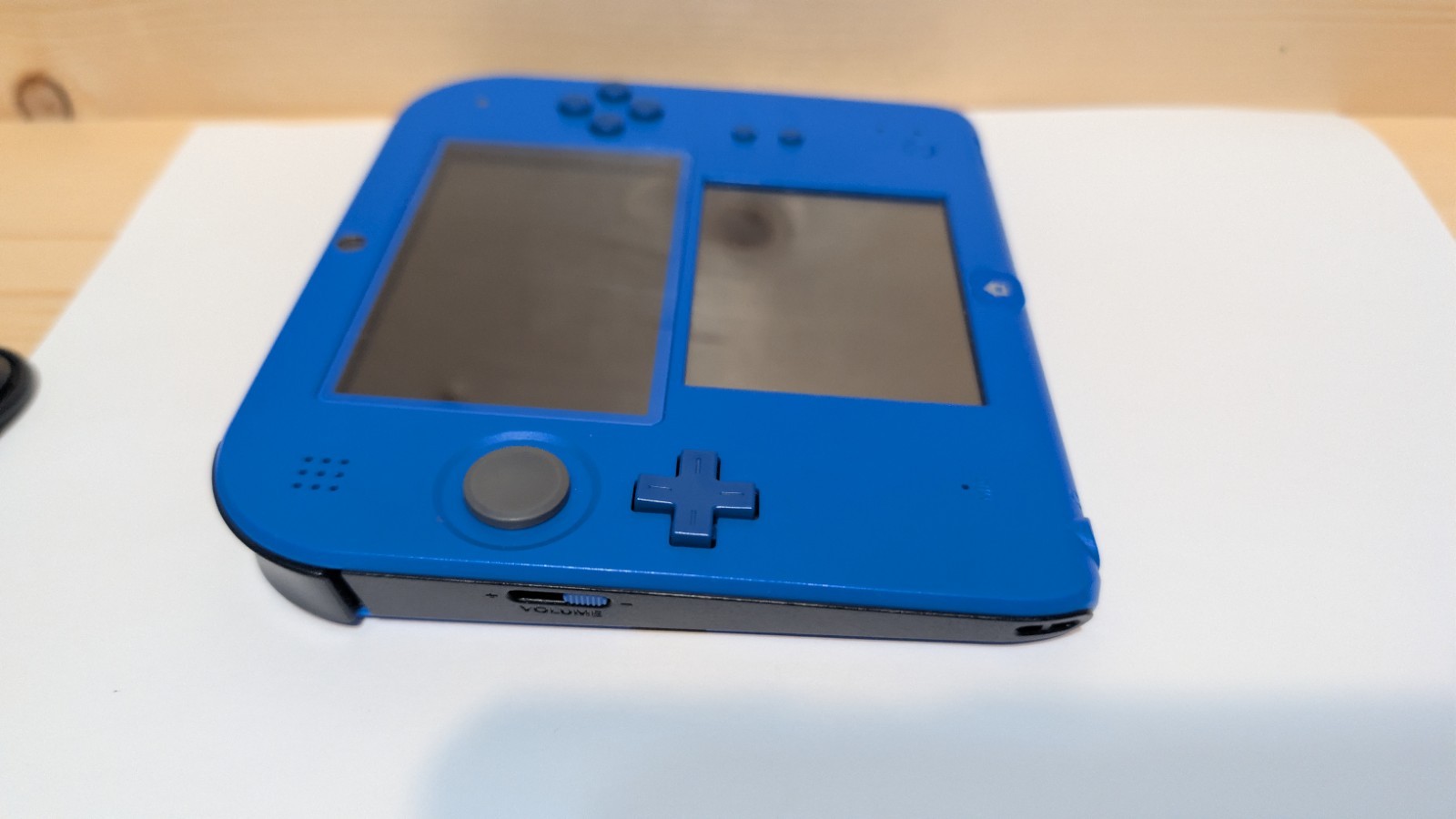Nintendo 2DS Blue US Version W/Cable *Tested*