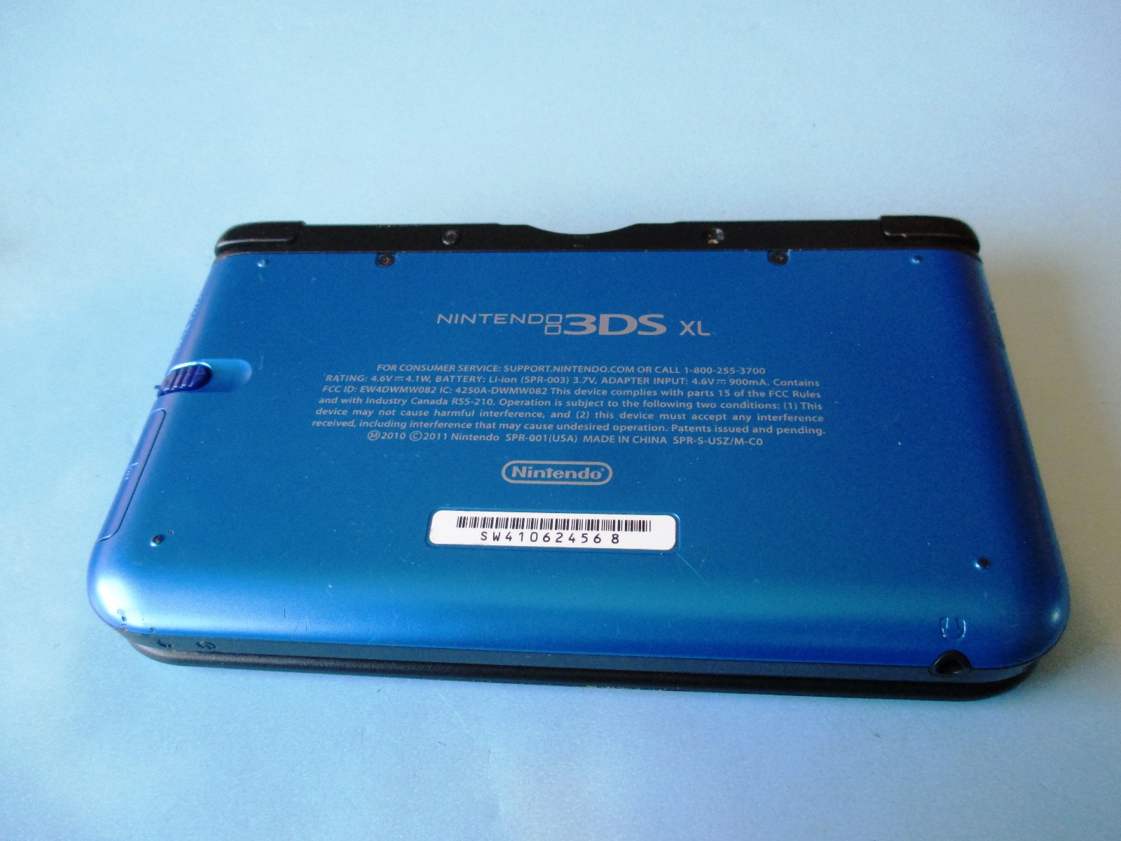 Nintendo 3DS XL Blue System w/Charger FREE Shipping!