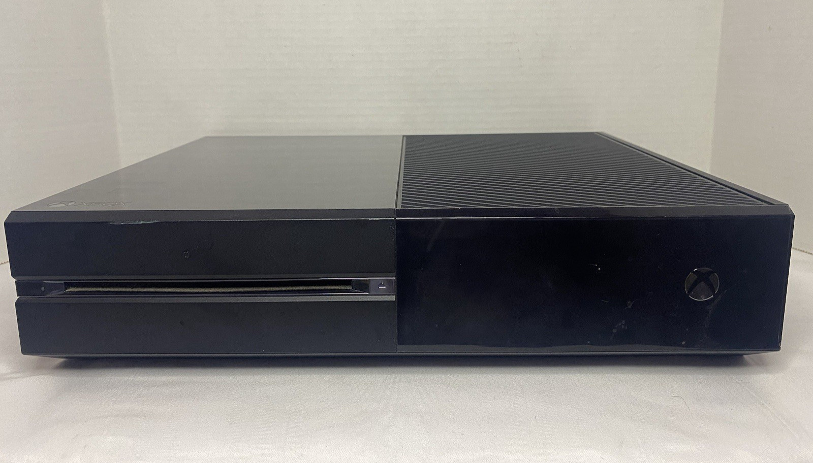 Microsoft original Xbox One console only 500GB – (1540) – Black – Tested/works