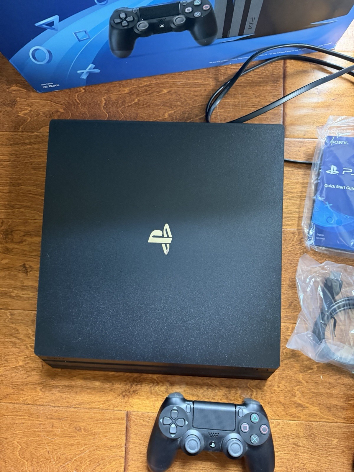 Sony PlayStation 4 PS4 Pro (Sony PlayStation 4, 2019)