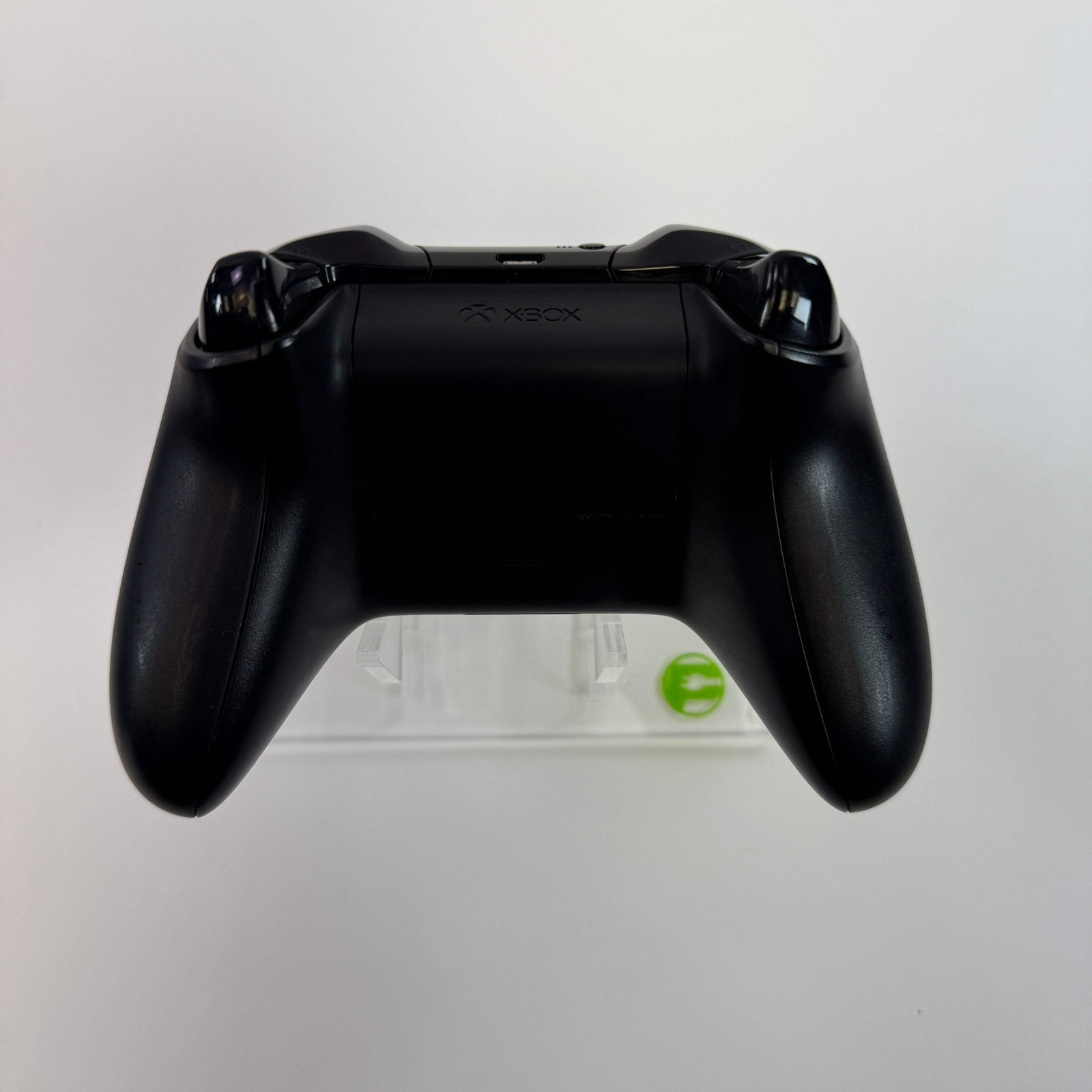 Microsoft Xbox One 500GB Console With Controller