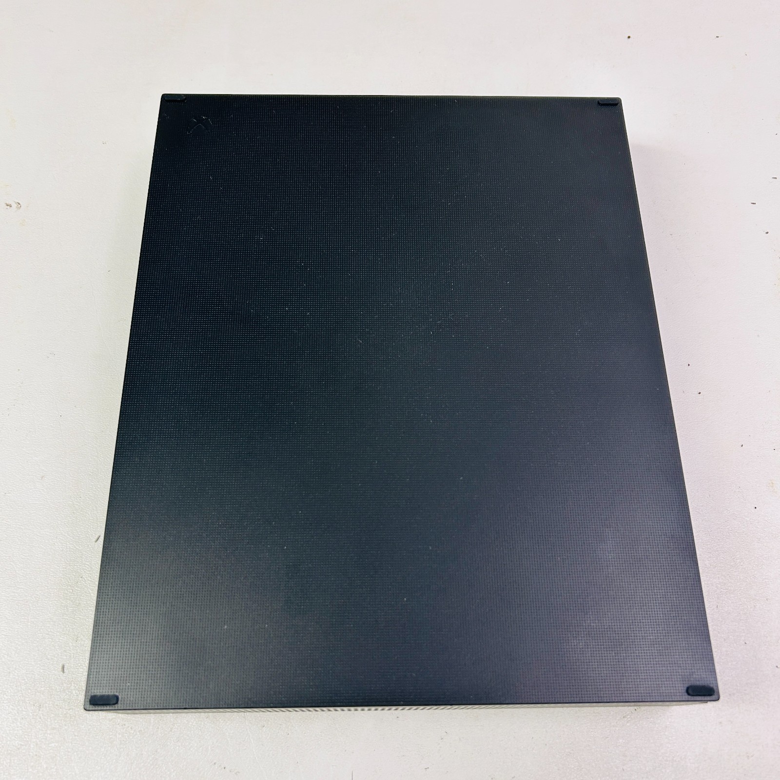 Microsoft Xbox One X – 1787 – 1TB Black Console PARTS – Bad Disc Drive