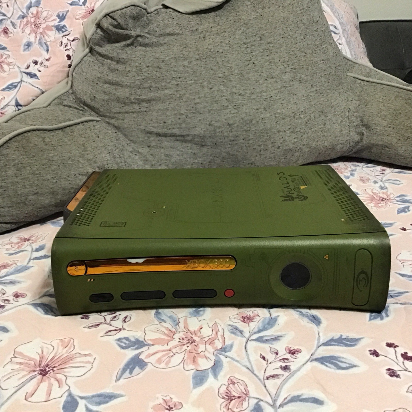 Halo 3 Special Edition Xbox 360 Console (2/2) – 120GB