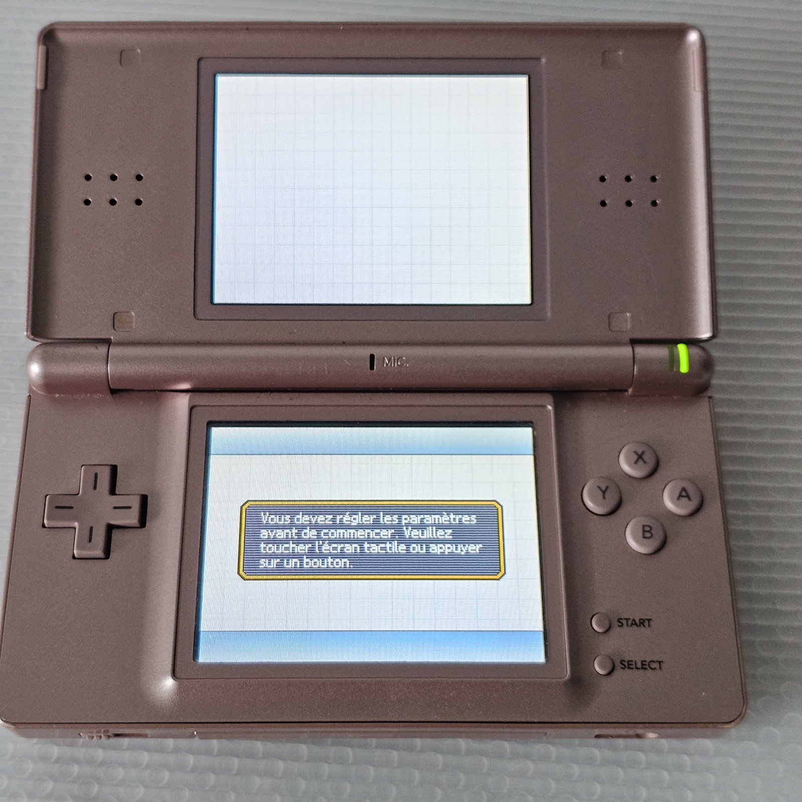 Nintendo DS Lite Metallic Rose Pink Handheld Console Model USG-001 – 2006