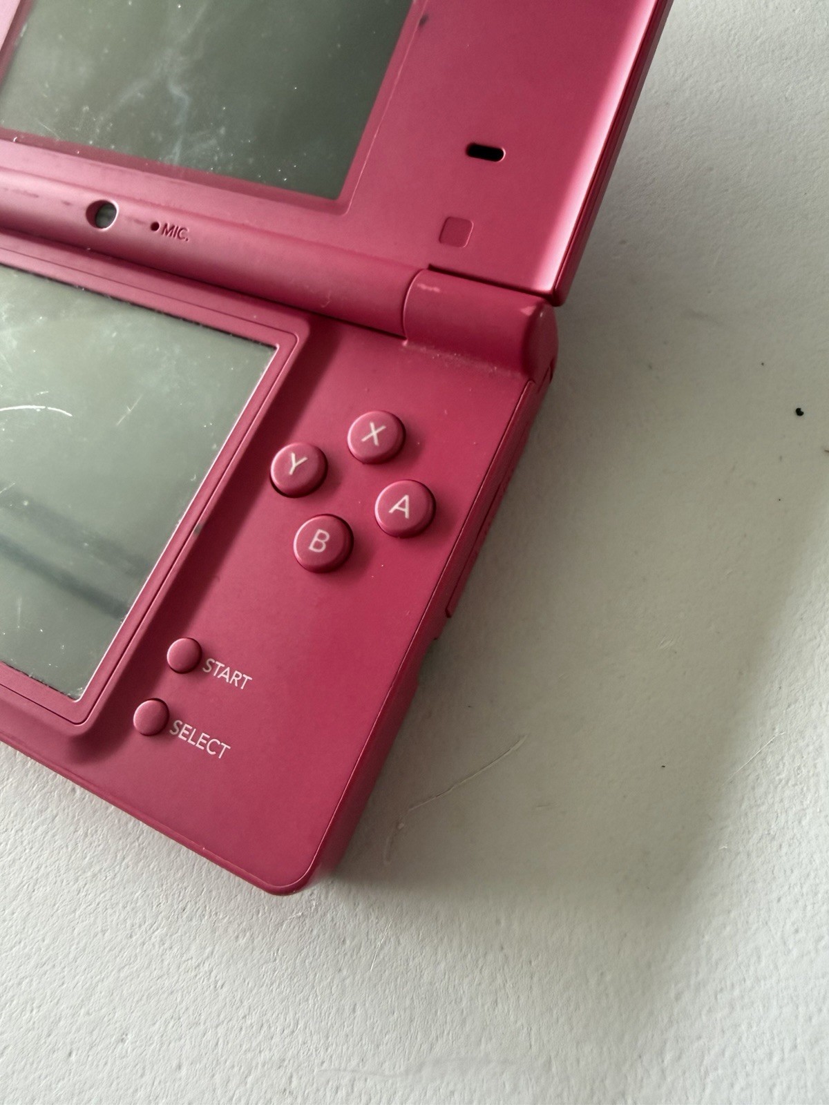 Nintendo DSi Style Boutique Pink Handheld System