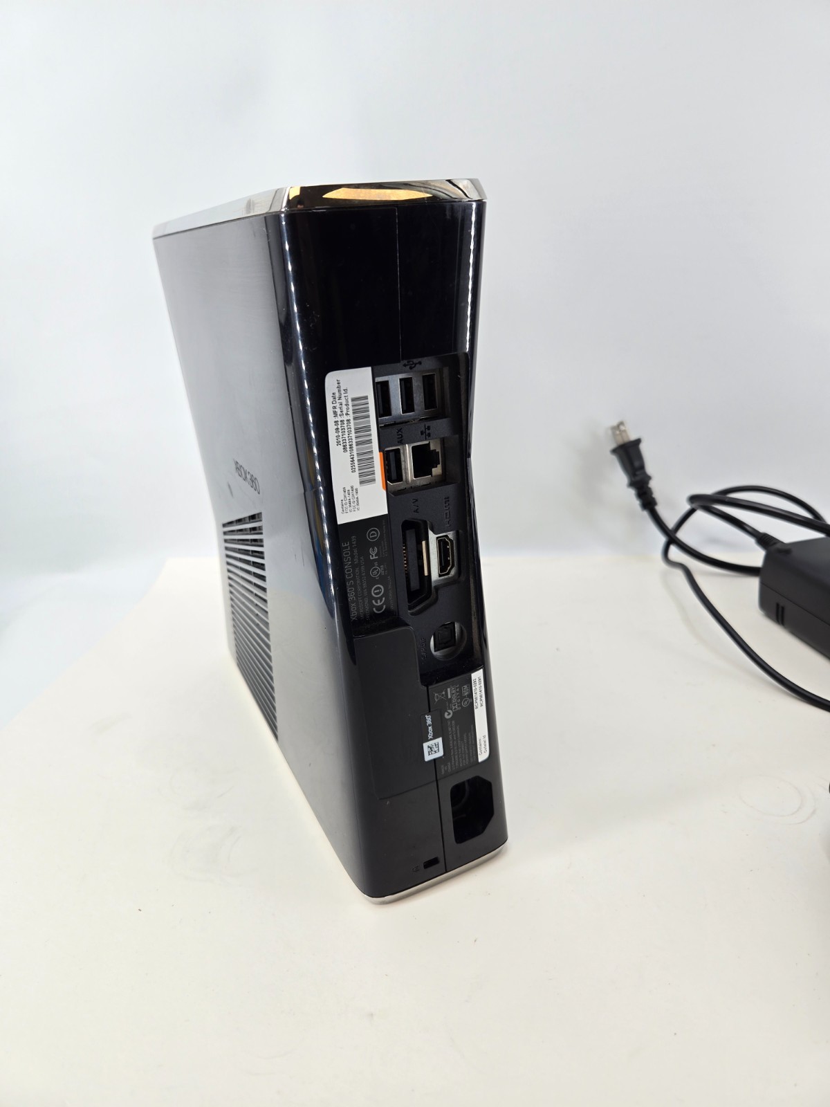 Microsoft Xbox 360 S Console 250GB with 2 Controllers & Power Adapter