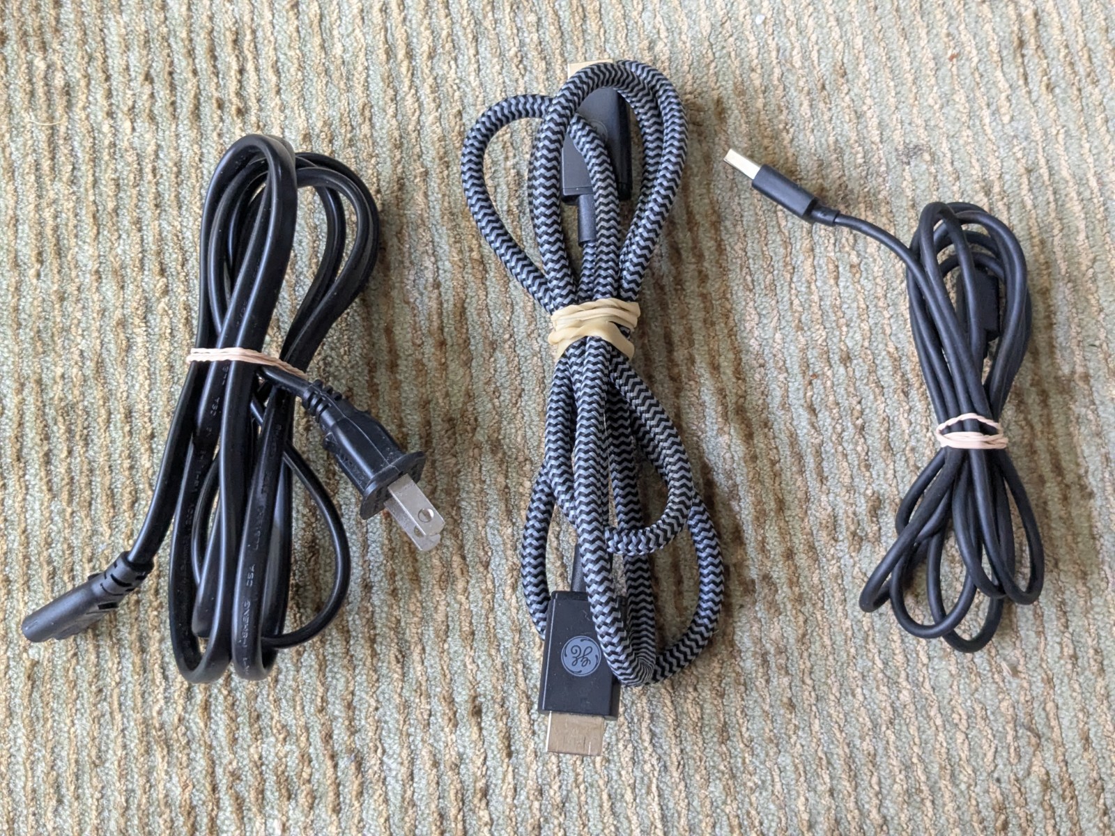 Sony Playstation 4 Slim PS4 500GB Console Controllers Cables LOW FIRMWARE 7.50