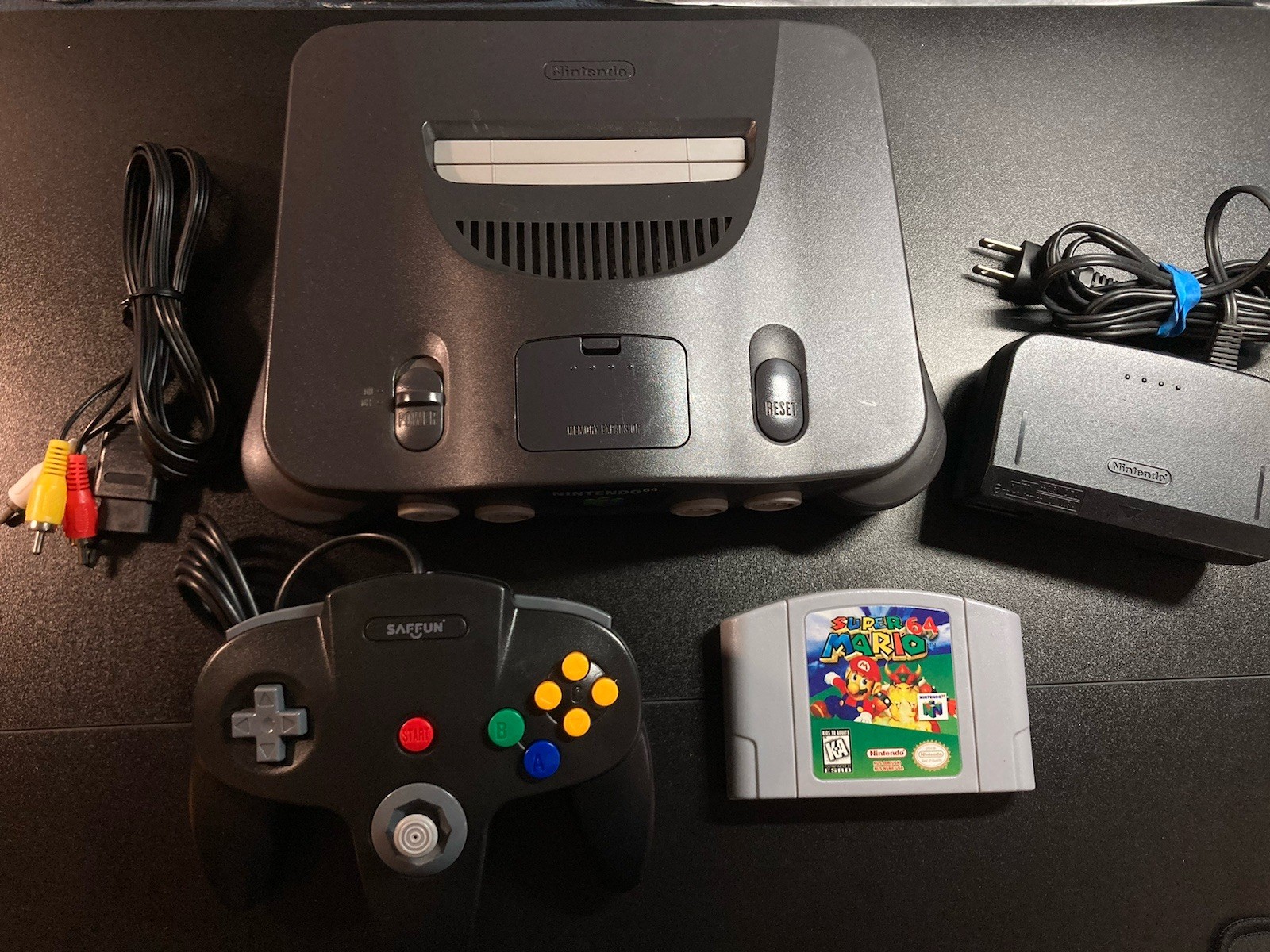 Nintendo 64 N64 Console + Super Mario 64+Controller+Cords