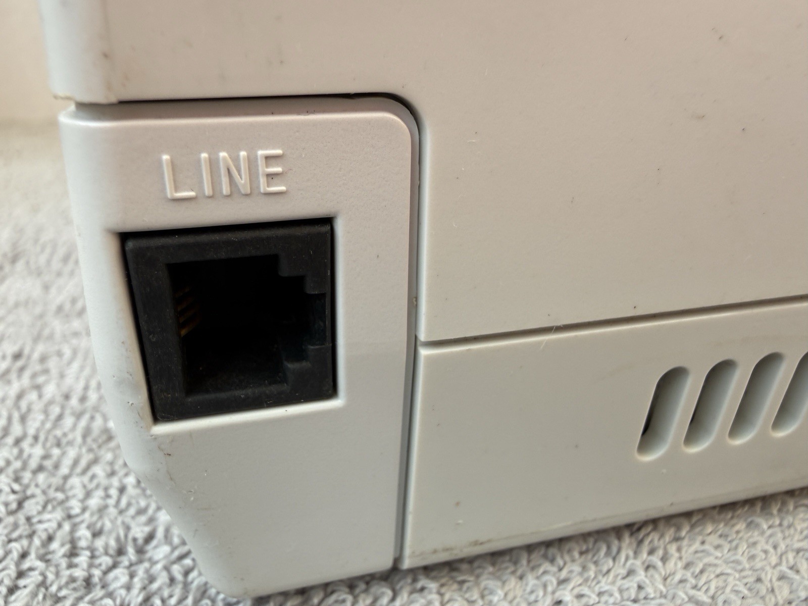 Sega Dreamcast HKT-3020 White Console Only Power Tested Not Reading Discs