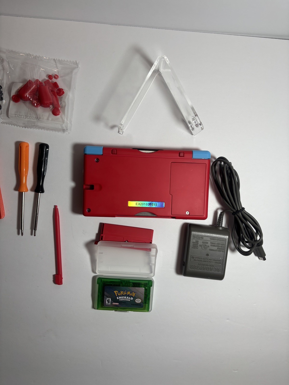 Nintendo DS Lite Pokedex With Charger and emerald