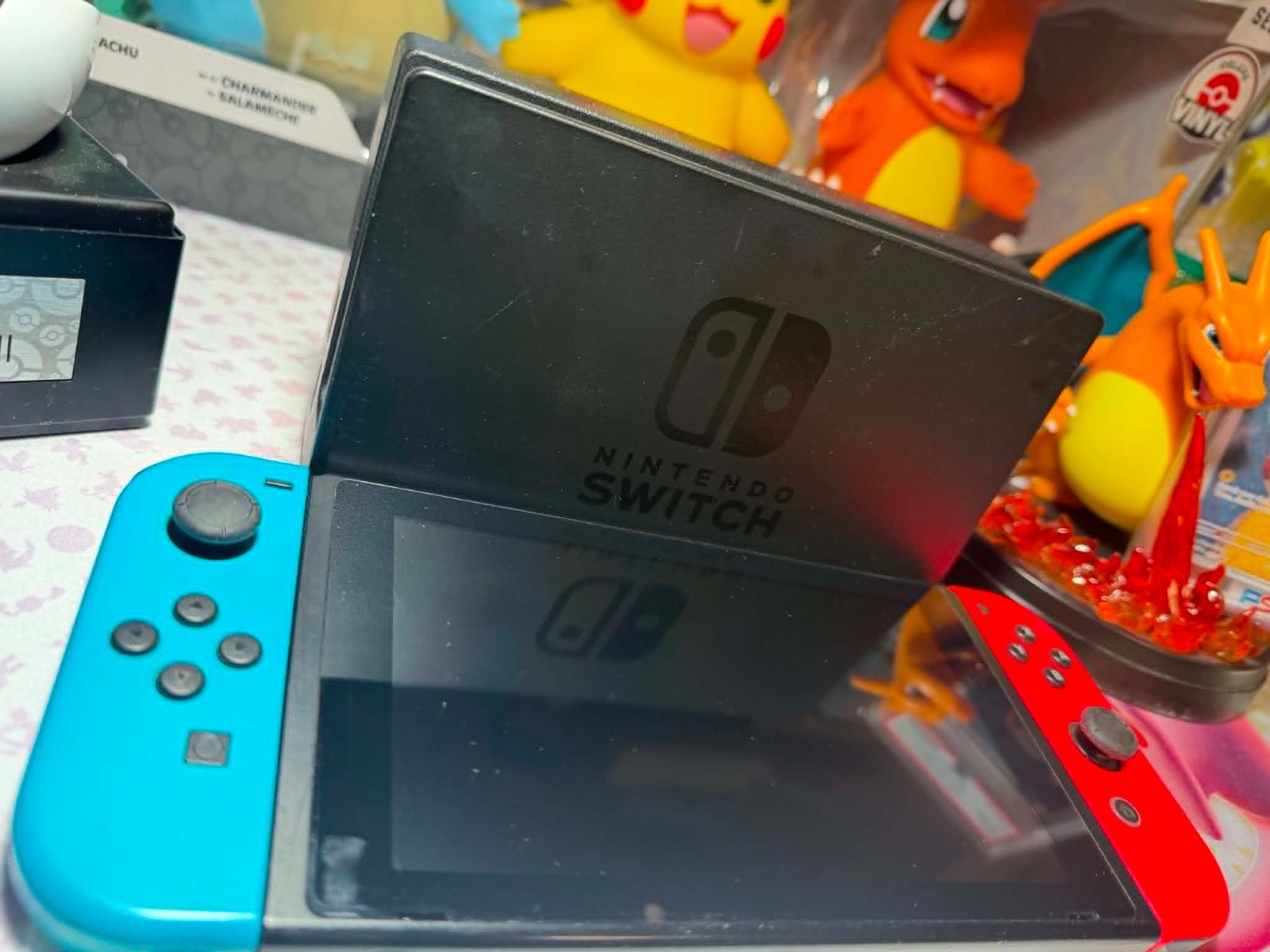 Nintendo Switch 32GB Blue/Red Joy-Con Console TESTED Some Signs Of Normal Use