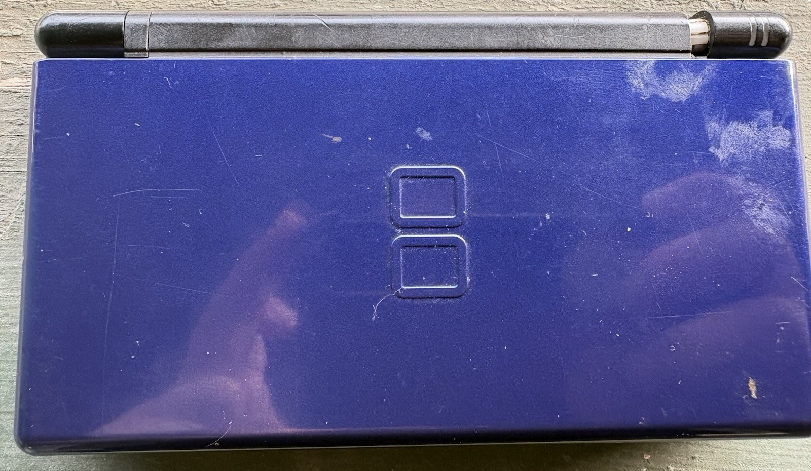 Nintendo DS Lite USG-001 Handheld System Black/Blue Touchscreen