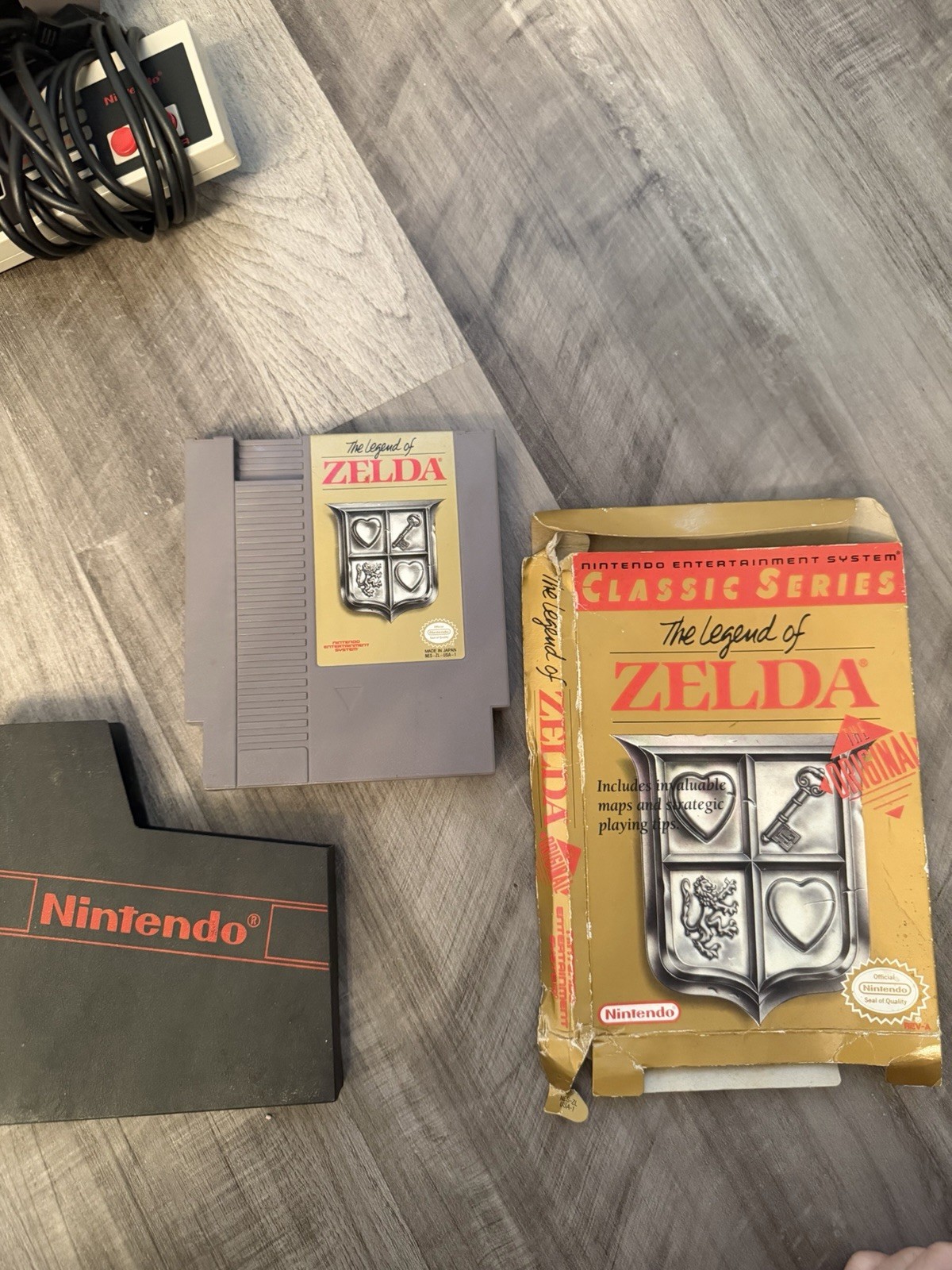 PRISTINE NES Console + 11 Games + Zapper + 2 oem Controllers + 3 Manuals!