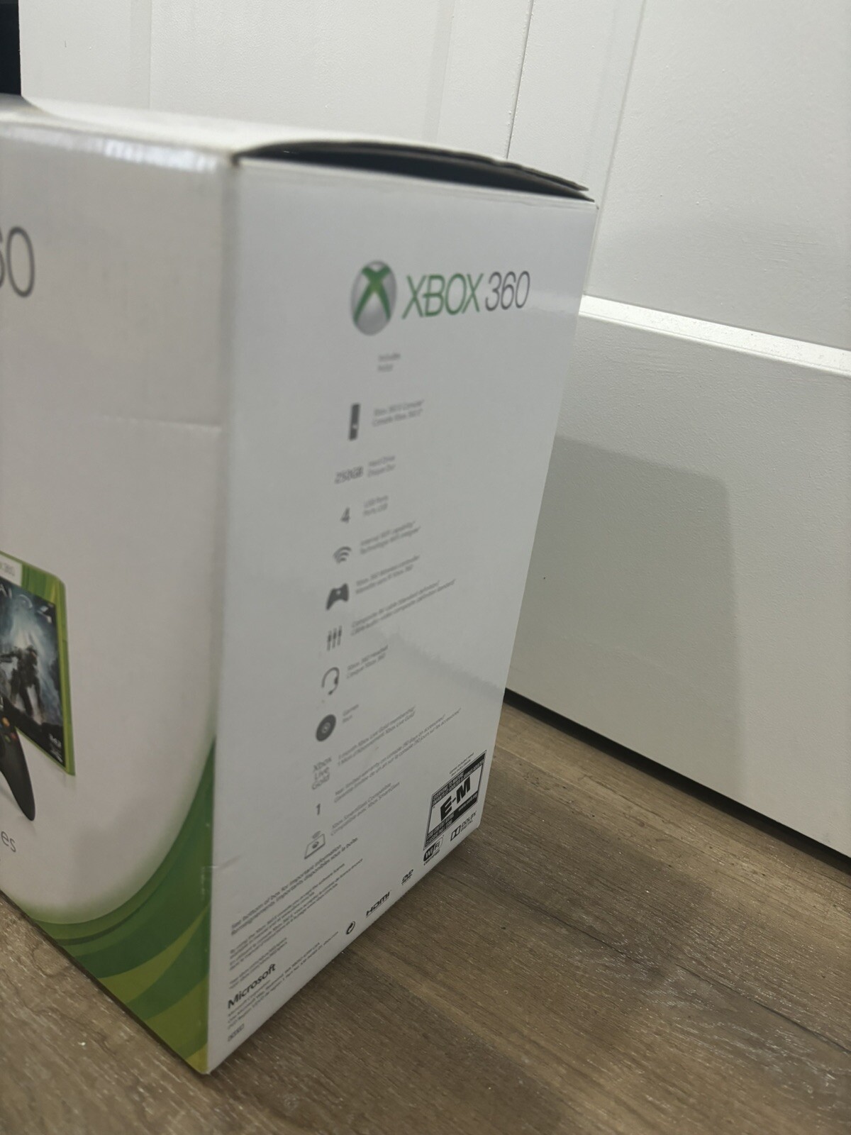 NEW – Microsoft Xbox 360 E 250gb Console Halo 4 Tomb Raider Special Edition