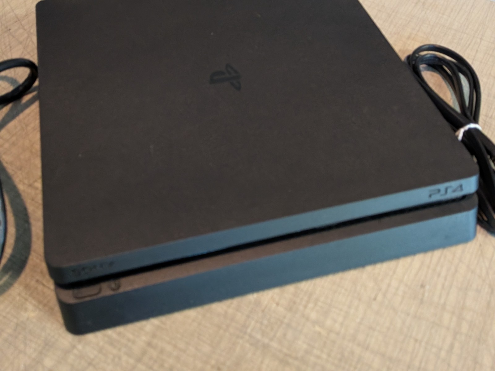 PlayStation 4 500GB PS4 Console Bundle w/ Controller & Cords 1 YEAR WARRANTY!