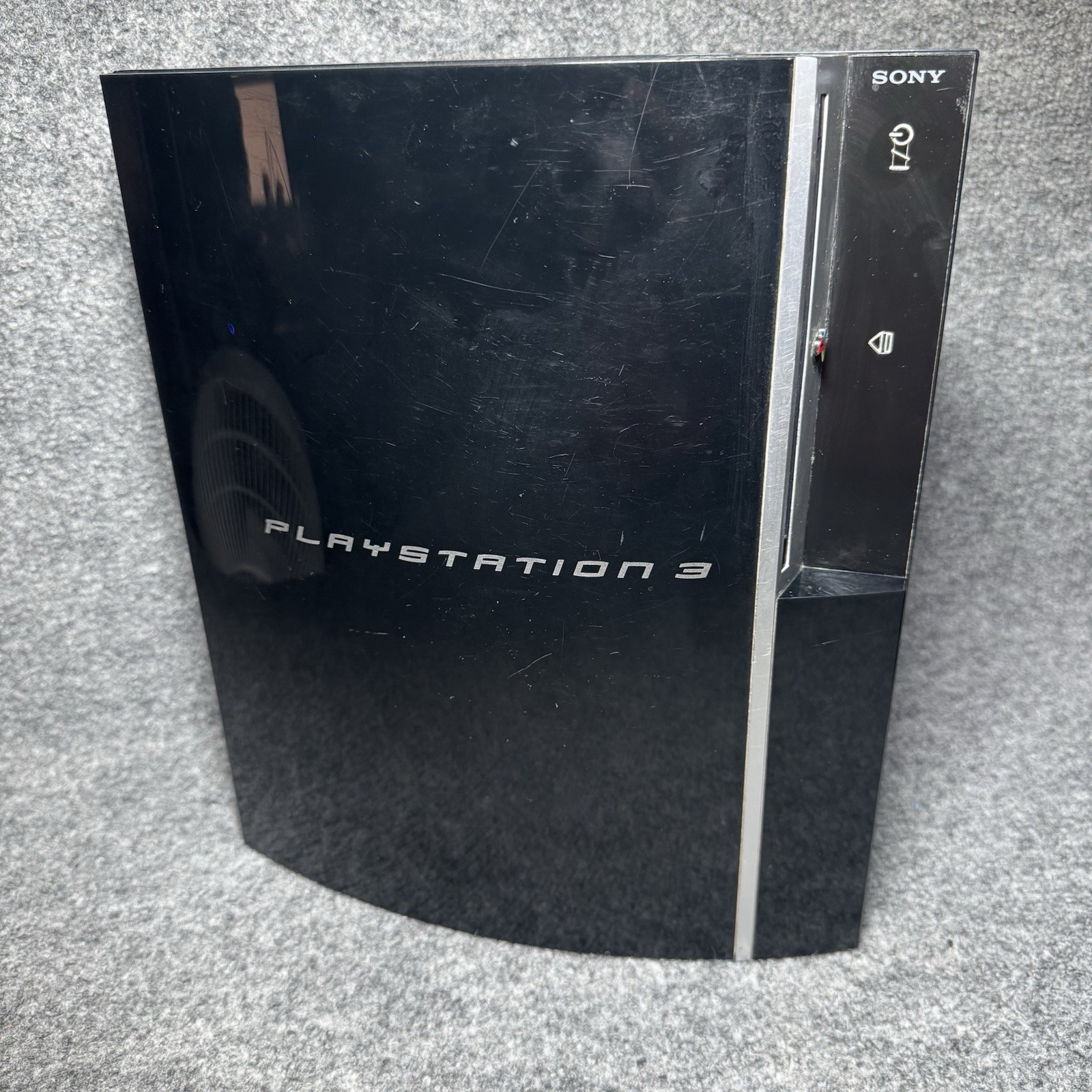 Sony PlayStation 3 Fat PS3 160GB Black Console Gaming System CECHP01 Bundle