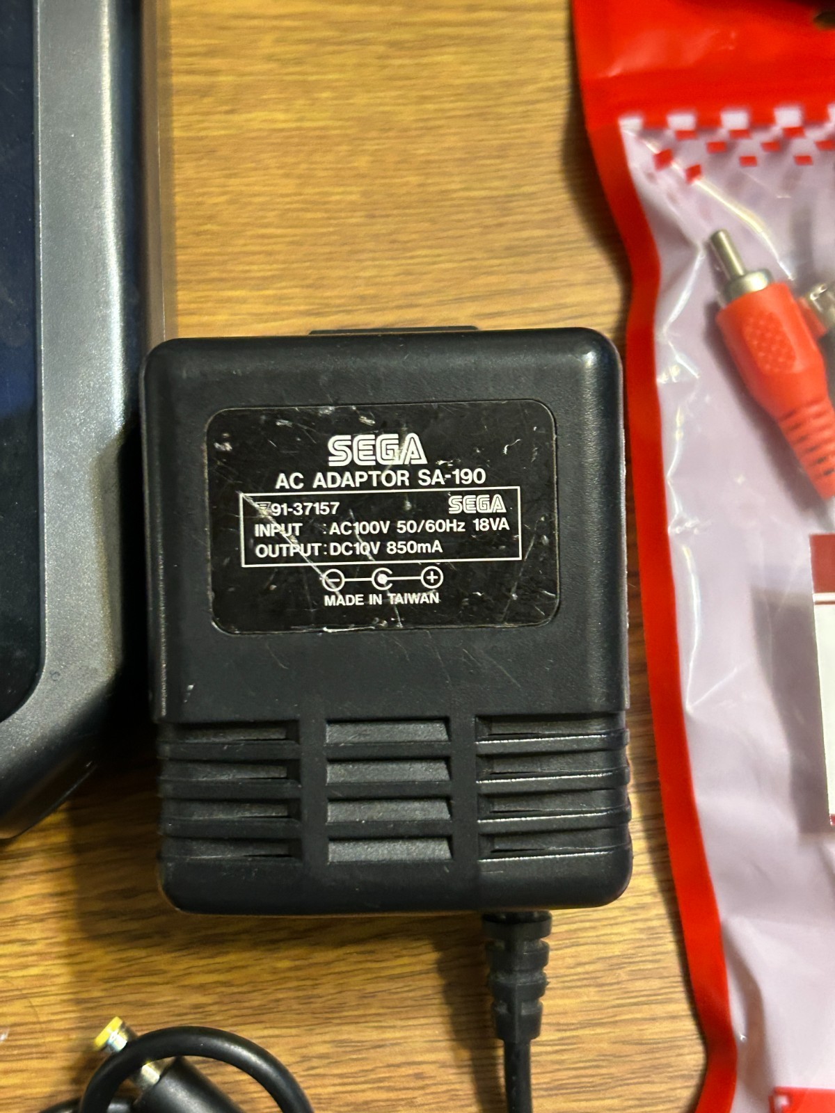 Sega Mega Drive 2 Console NTSC-J Japan Boxed w/ Controller AV Cable Genesis