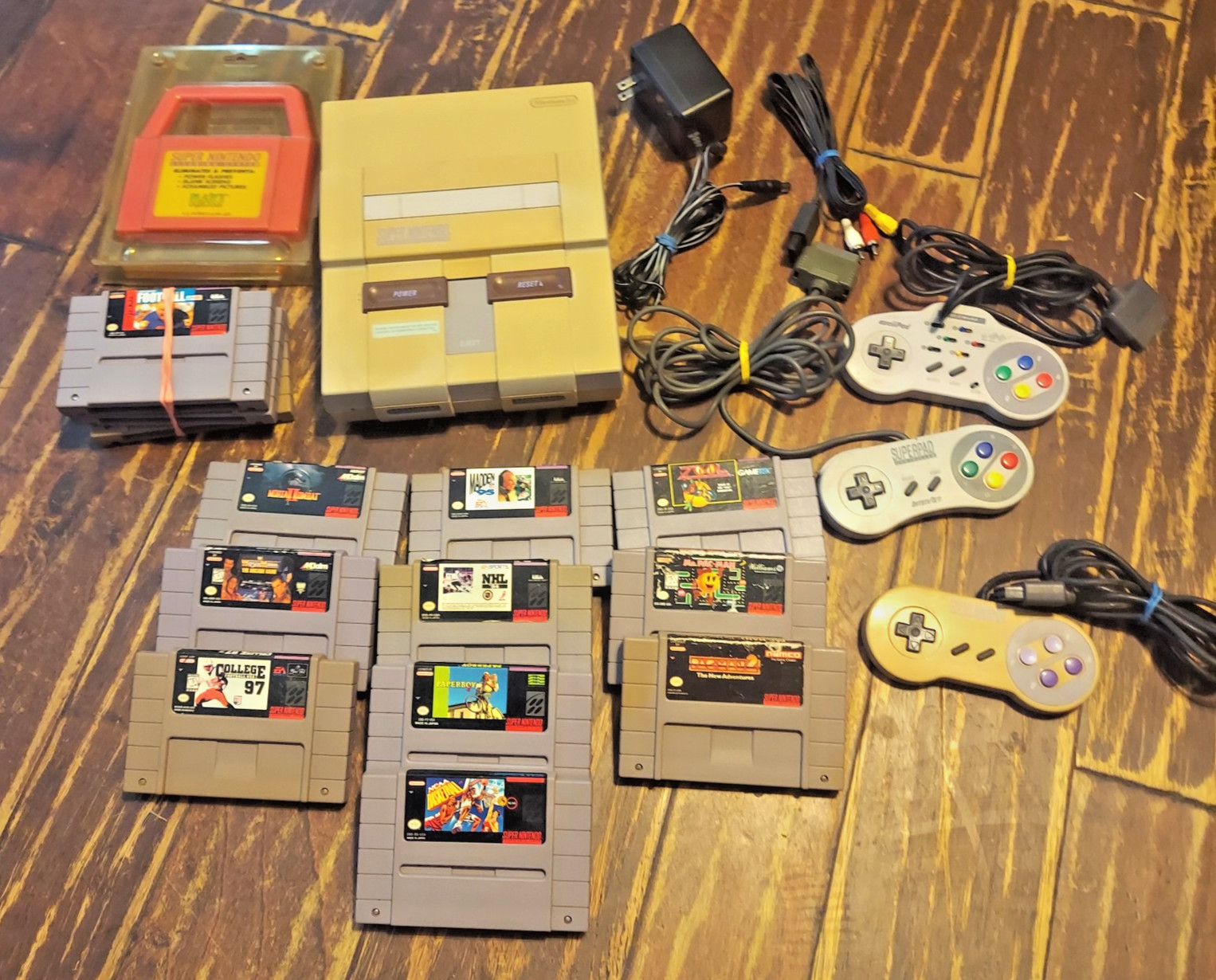 Super Nintendo SNES Console System SNS-001 Bundle With Controller & 10 Games Lot