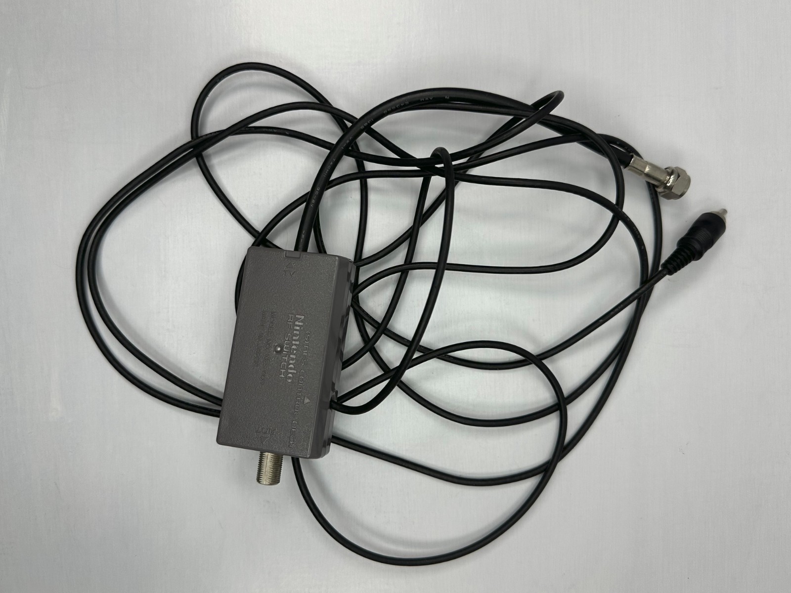 Super Nintendo Console SNES TESTED – 2 Controllers Video Manual – NO AC Adapter