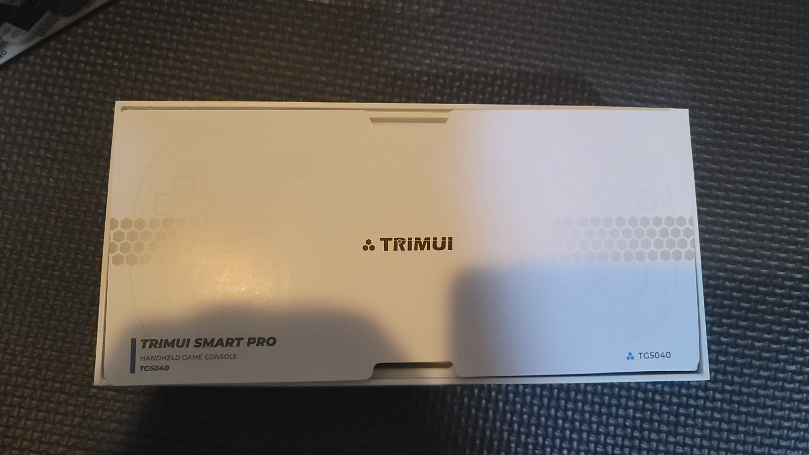 TRIMUI SMART PRO (64GB GAME/OS) DMG (KNULLI 2 OS) GXRG