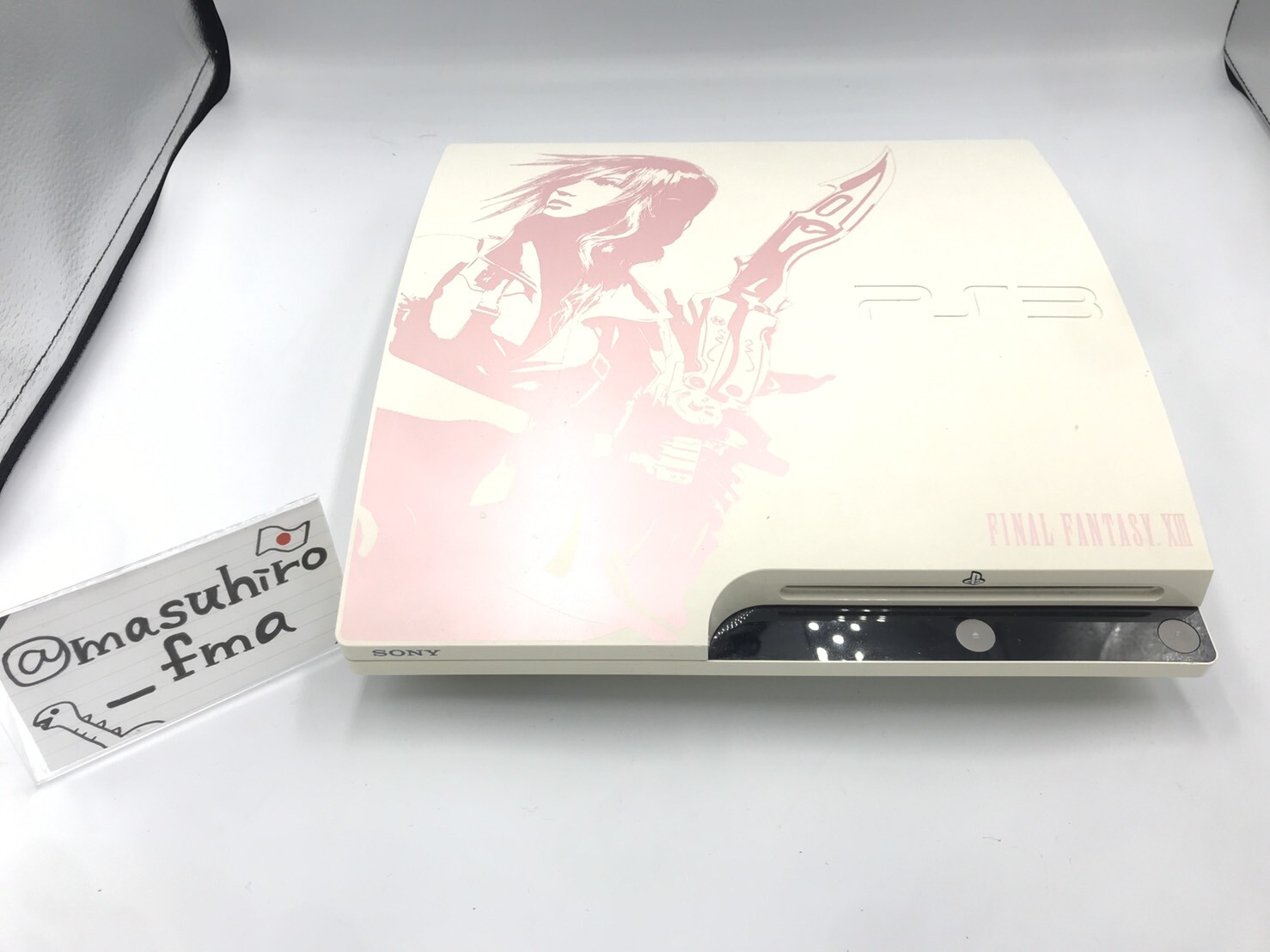 PlayStation 3 250GB FINAL FANTASY XIII LIGHTNING EDITION CEJH-10008 PS3 sony