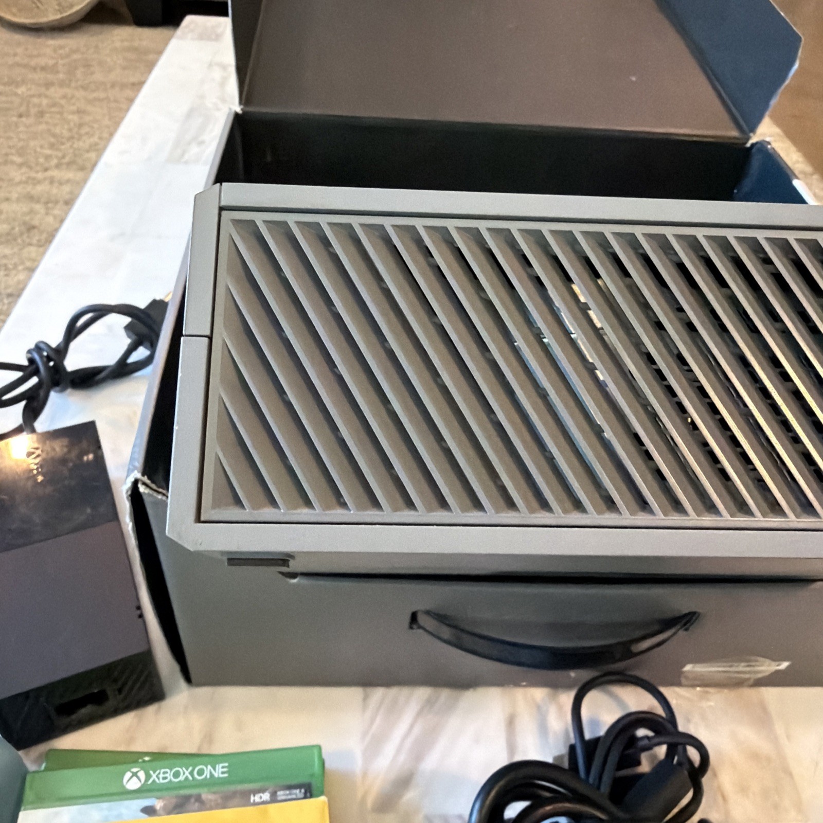Xbox One 1TB Call of Duty Advanced Warfare Console Bundle 3 Games Matching Box
