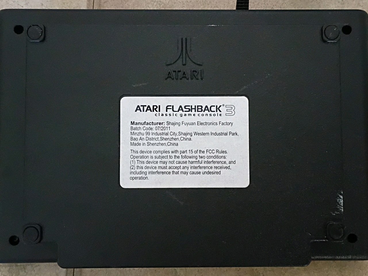 Atari Flashback 3 Classic Game Console Two Controllers Tested Works Great.