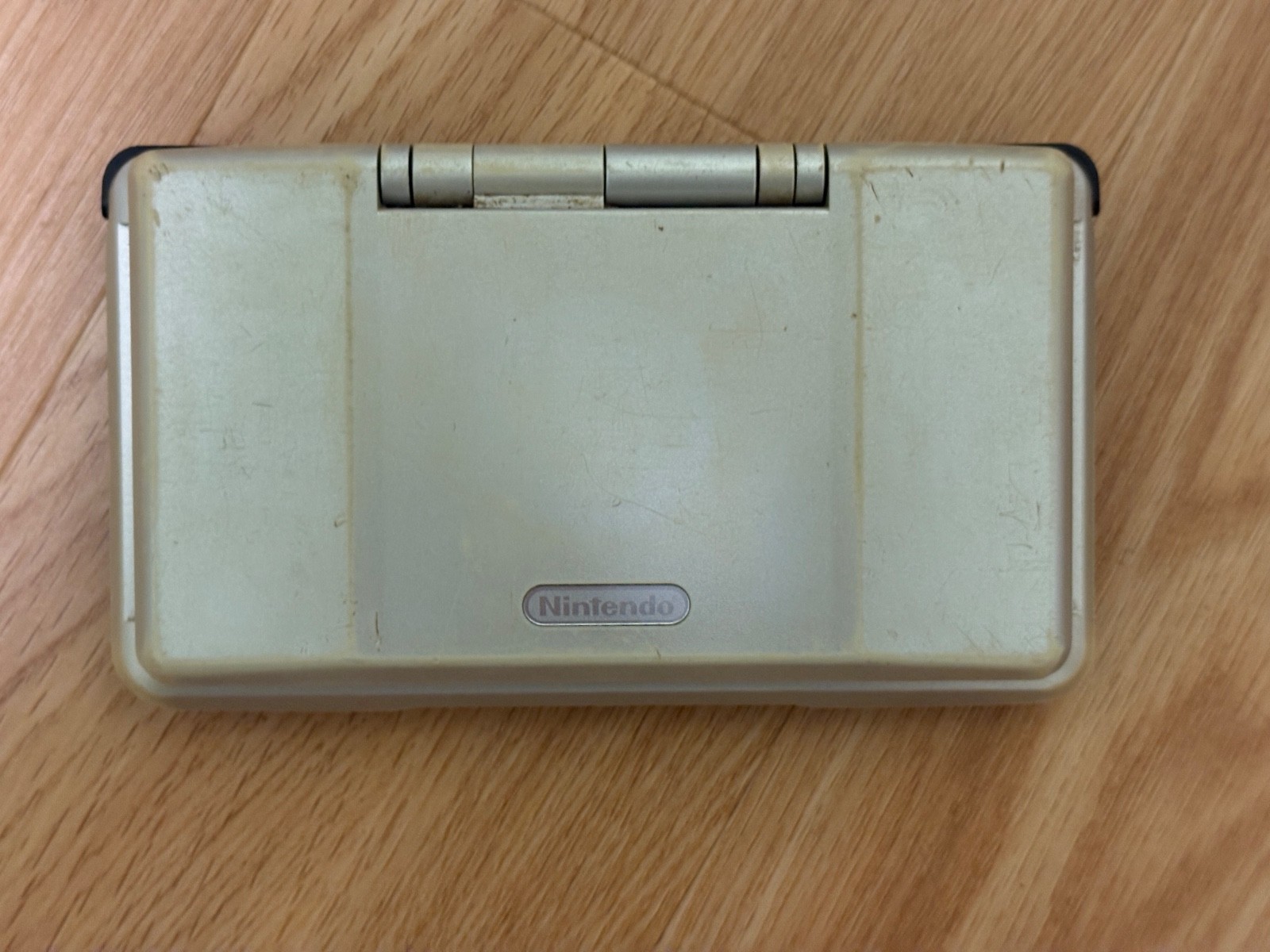 Nintendo DS Silver Handheld System – Fair Condition – TESTED AND WORKING! (3A)