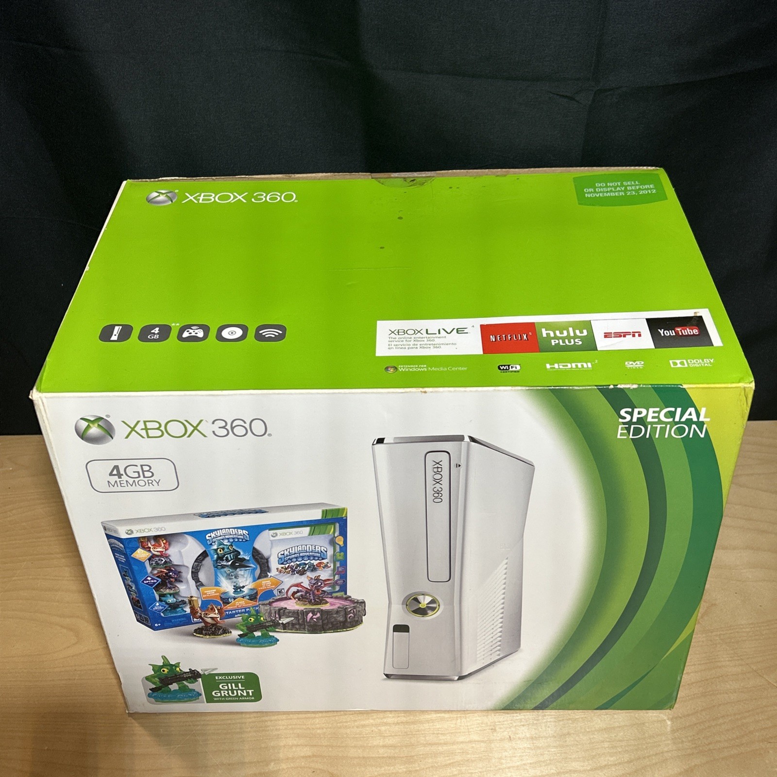 2012 Microsoft Xbox 360 Slim 4GB White Console Skylanders Bundle New OPEN BOX