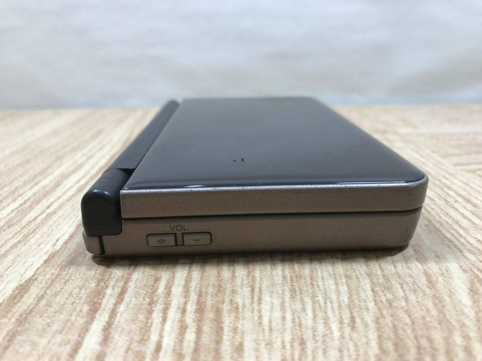 Nintendo DSi LL XL DS Dark Brown Console Nintendo Japan – With Defects LG9223