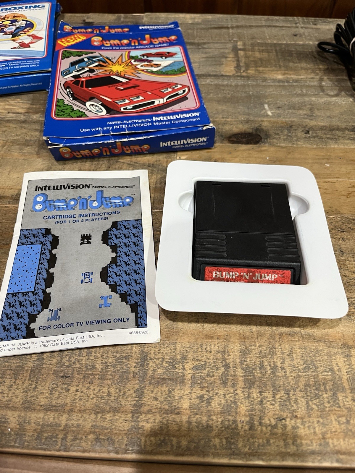 Vintage Mattell Intellivision II Console & 9 Games in boxes – TESTED & WORKS!