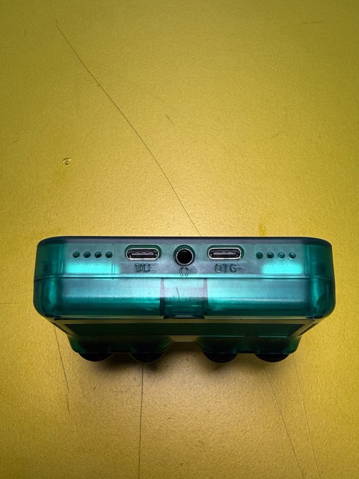 R36S Game Master Handheld Console 3.5″ IPS 64GB Green