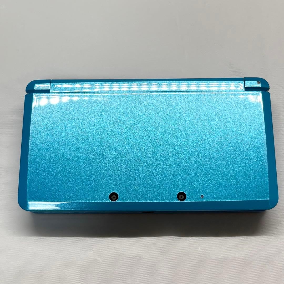 LCD in excellent condition Nintendo 3DS Light Blue genuine charger confirmed to