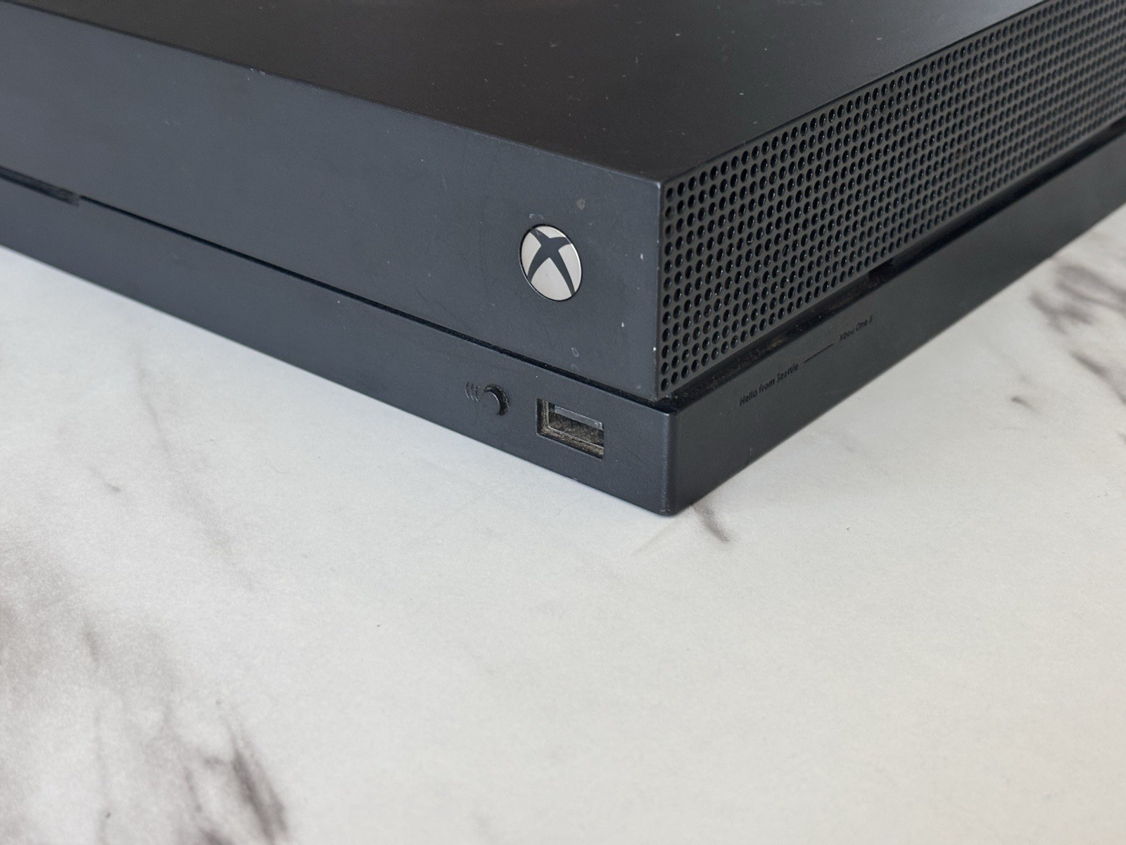 Microsoft Xbox One X 1787 1TB Video Game System Digital Games Only (Bad Disc)