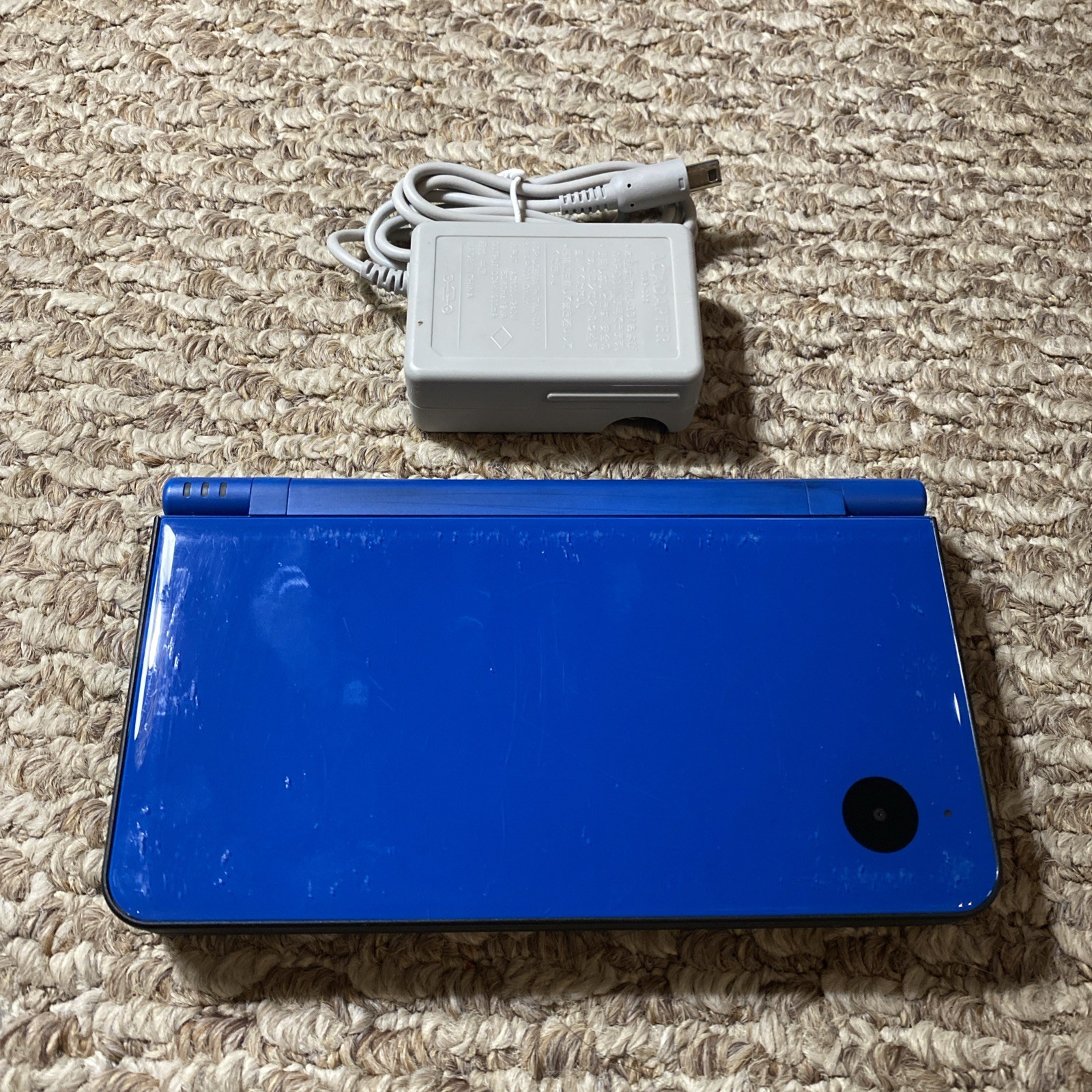 Nintendo DSI XL Blue Handheld Console Wi-Fi Capability w Charger Tested USA