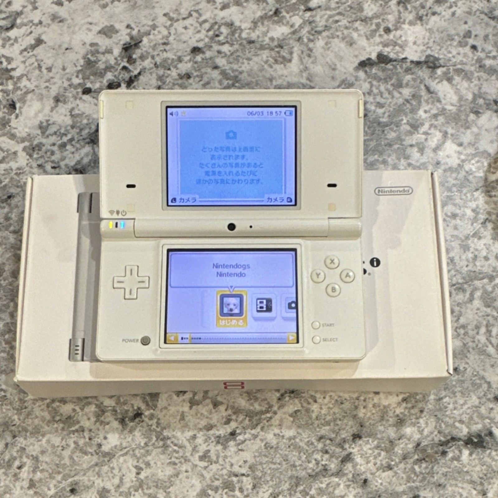 Nintendo DSI White Japan CIB w/ Box, AC Adapter/Charger, Manuals, Stylus