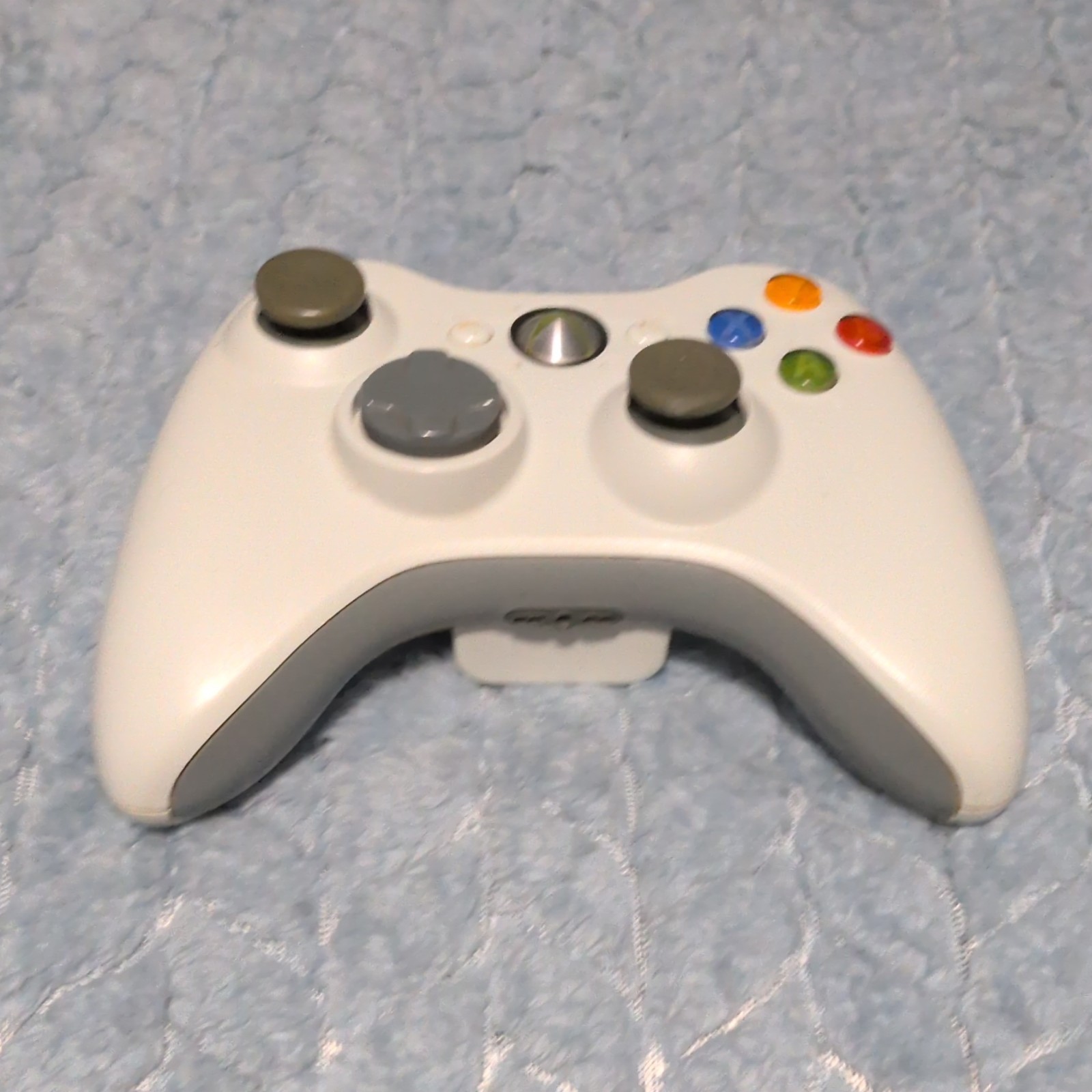Microsoft Xbox 360 S 250GB Bundle (CiB)