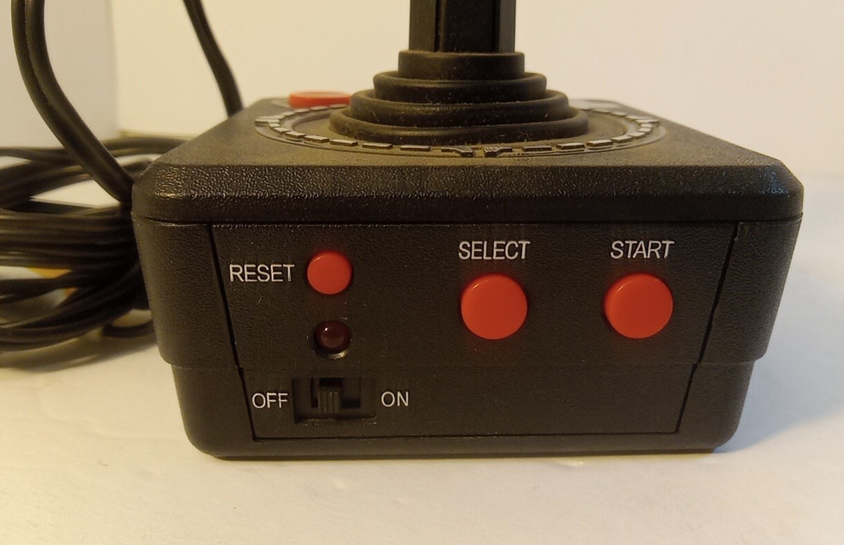 2008 Atari Classic Plug And Play Game System by Jakks Pacific TESTED