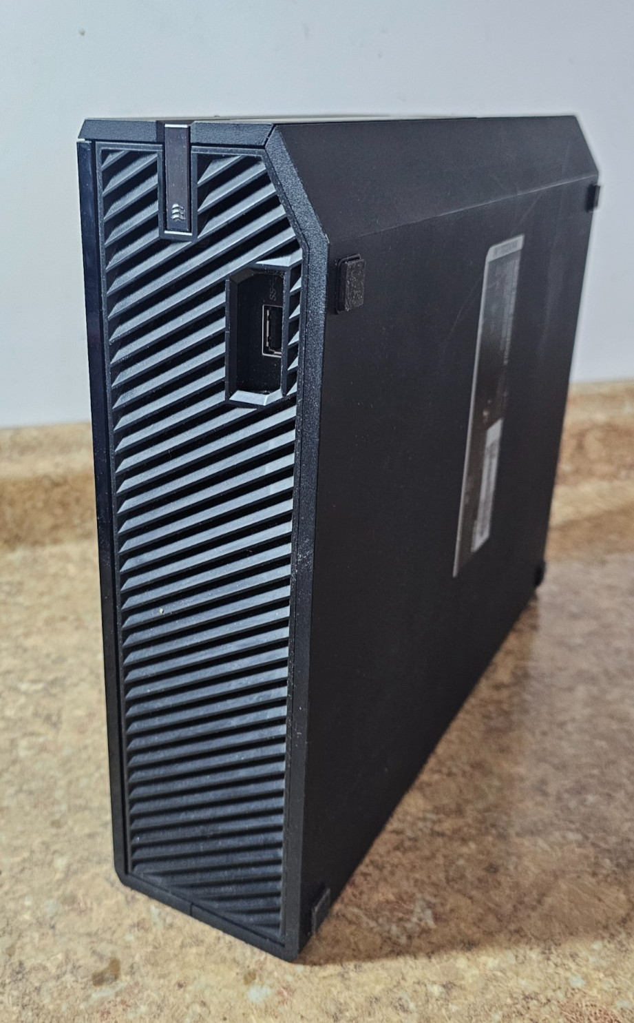 Microsoft Xbox One 500GB Original Video Game Console Model 1540 Pre-owned