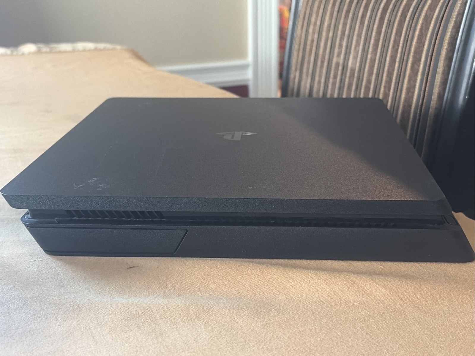 PlayStation 4 Slim PS4 1TB Black Console CUH-2215B v13.02 w/Cables Controller(2