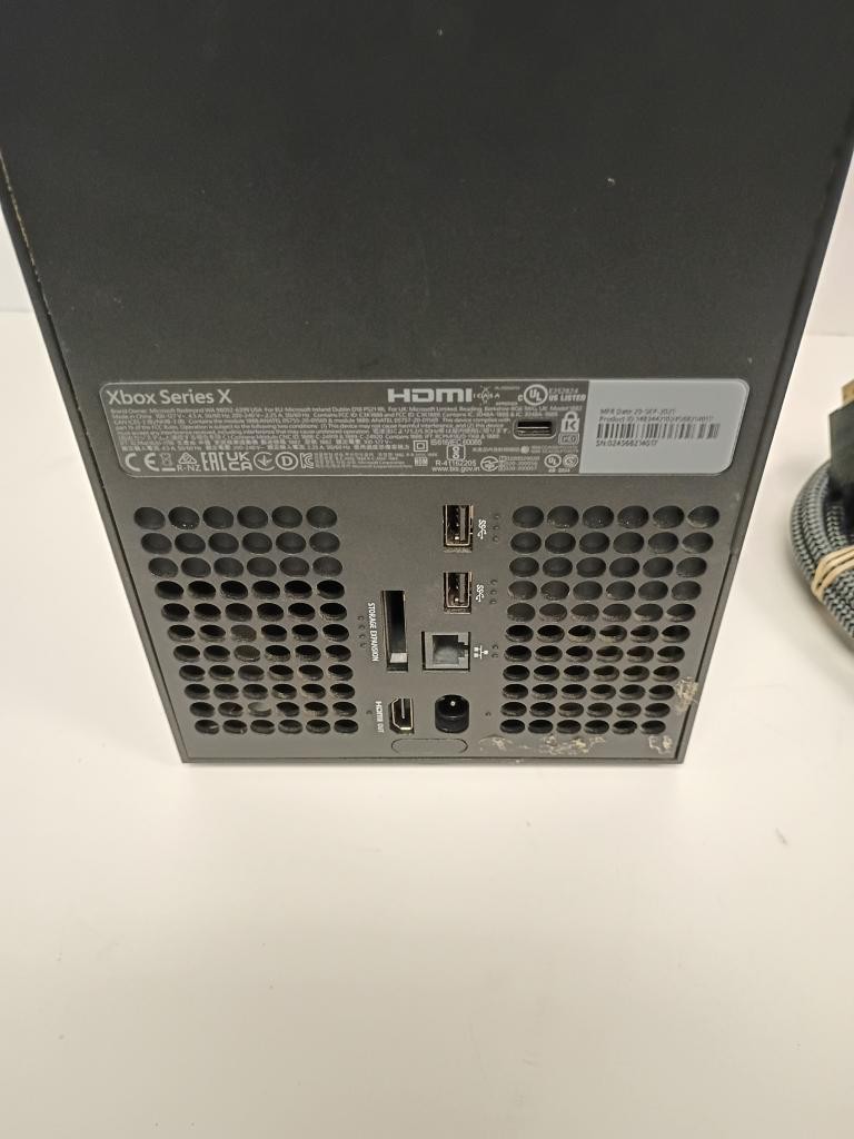 MICROSOFT XBOX SERIES X – CONSOLE – 1TB – 1882 (P04024408)