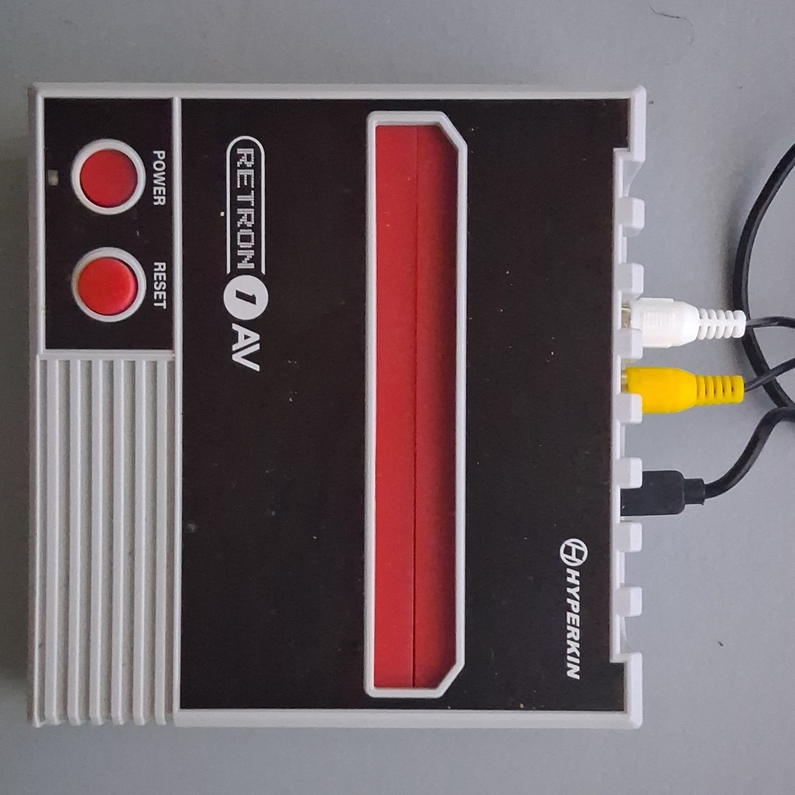 Hyperkin RetroN 1 AV Console NES Composite RCA Black/Red/Gray