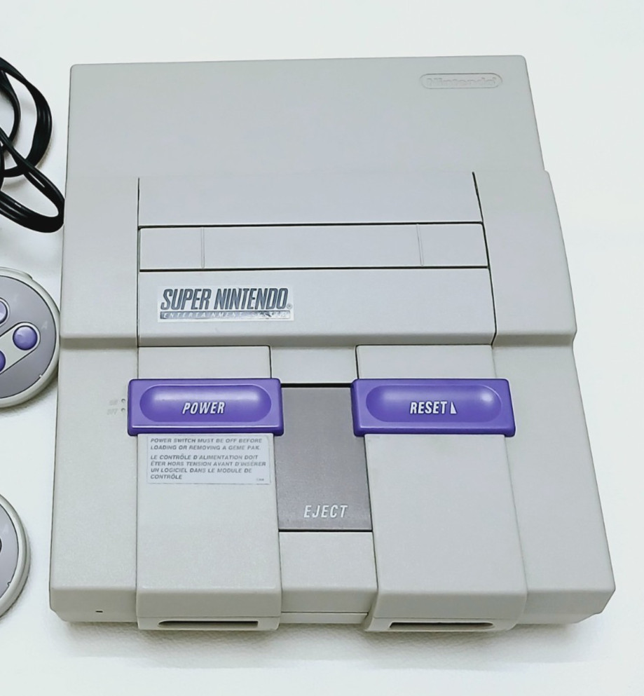 Super Nintendo Entertainment System Console SNS-001 – For Parts Only
